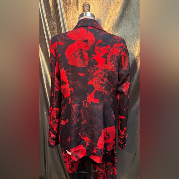 AKIRA Vibrant Red and Black Floral Jacket and Pant suit Set NWT - Picture 4 of 7
